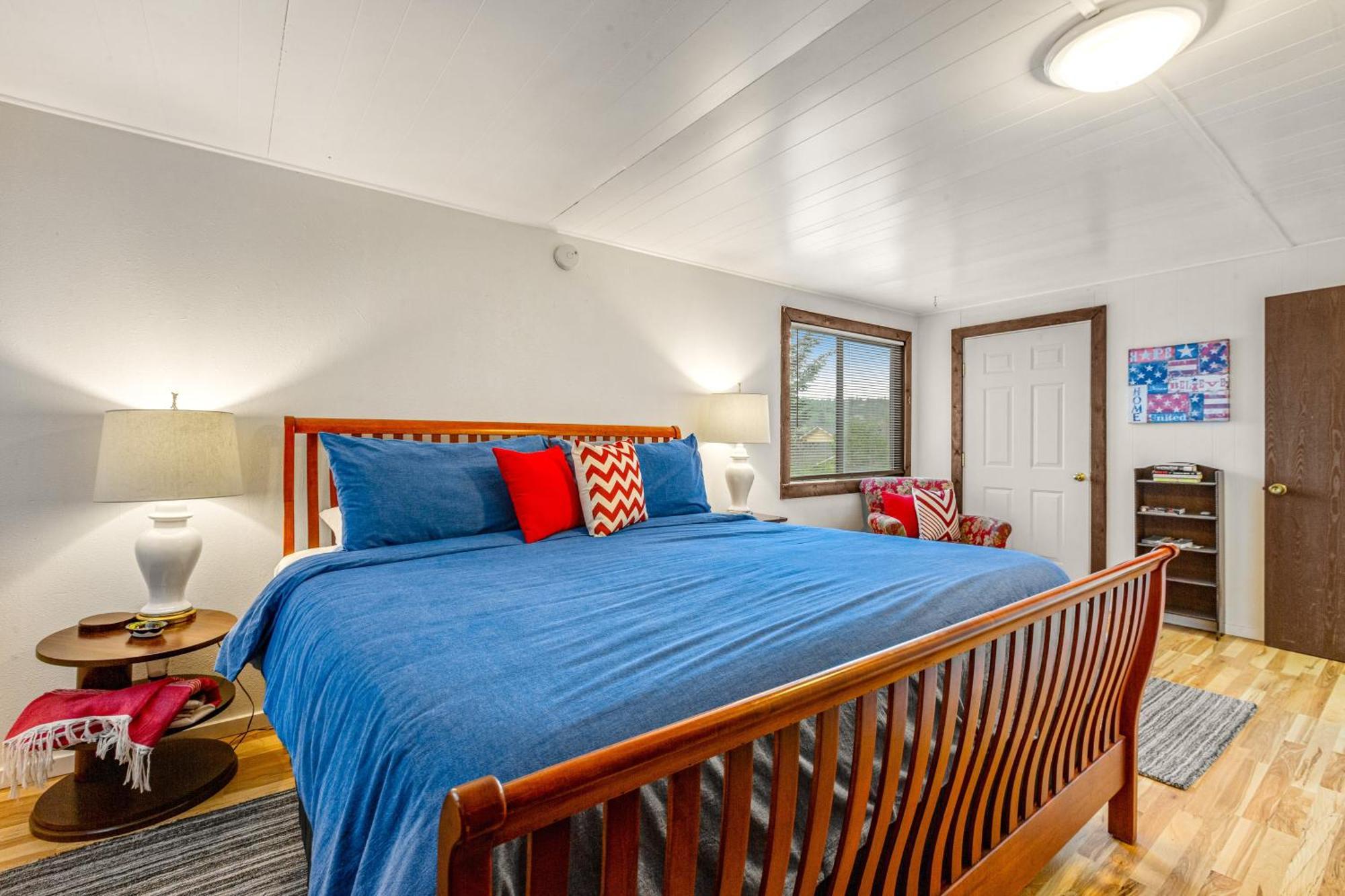 Seabeck Cottage On Hood Canal Екстериор снимка